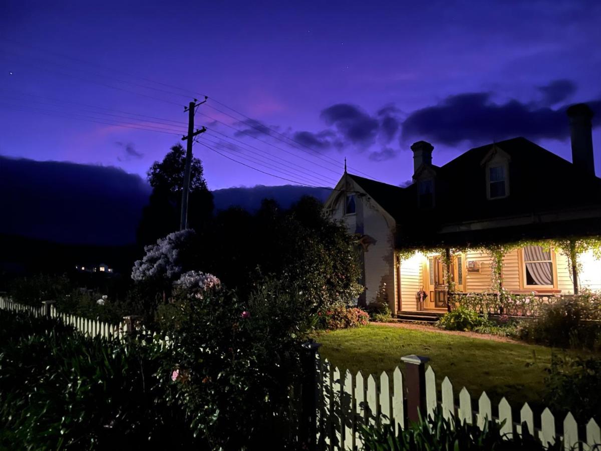 Cambridge House Breakfast & Bed Bed & Breakfast Geeveston Bagian luar foto